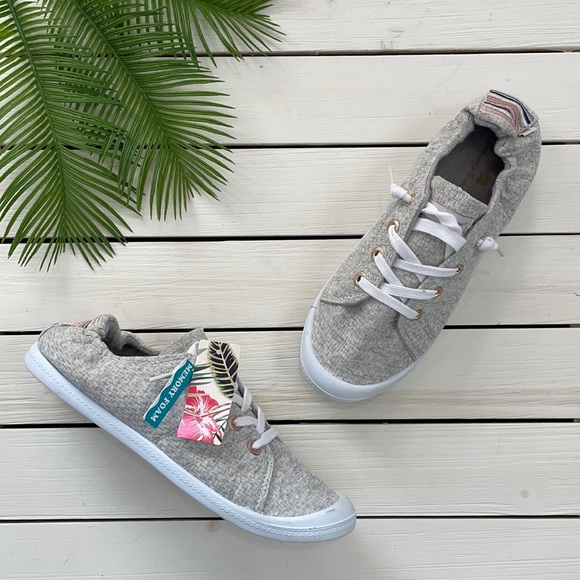 Tommy Bahama Shoes | Nwt Tommy Bahama Sneakers | Color: Gray | Size: 9.5 | Alexasstuff's Closet
